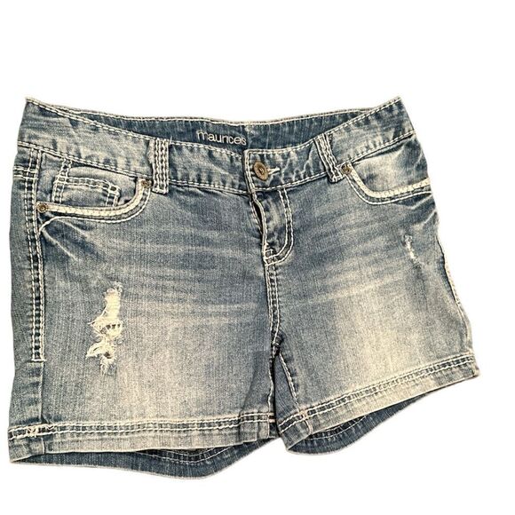Maurice’s Jean Shorts Size 3/4 Denim Distressed - Picture 1 of 6